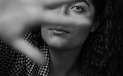 Woman setting boundaries