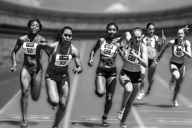 Women racing